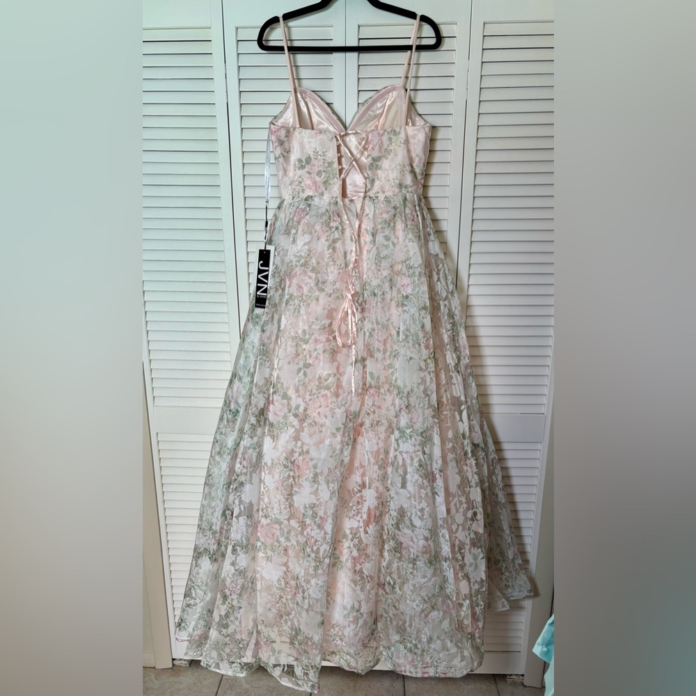 NWT Jovani Light Pink Floral A Line 37531 Gown 12 - Picture 8 of 13